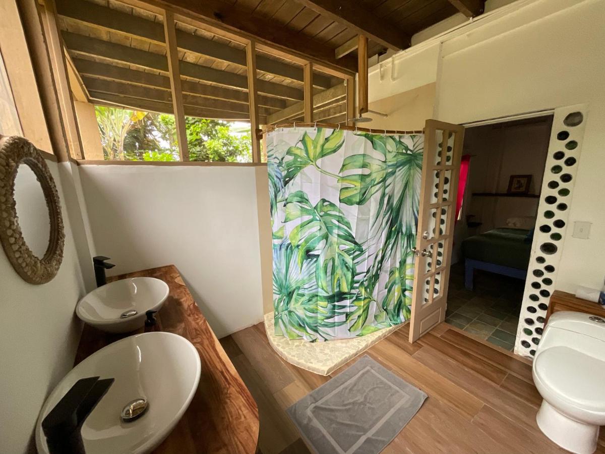 Tesoro Escondido Ecolodge Cabinas Bocas del Toro Exteriör bild