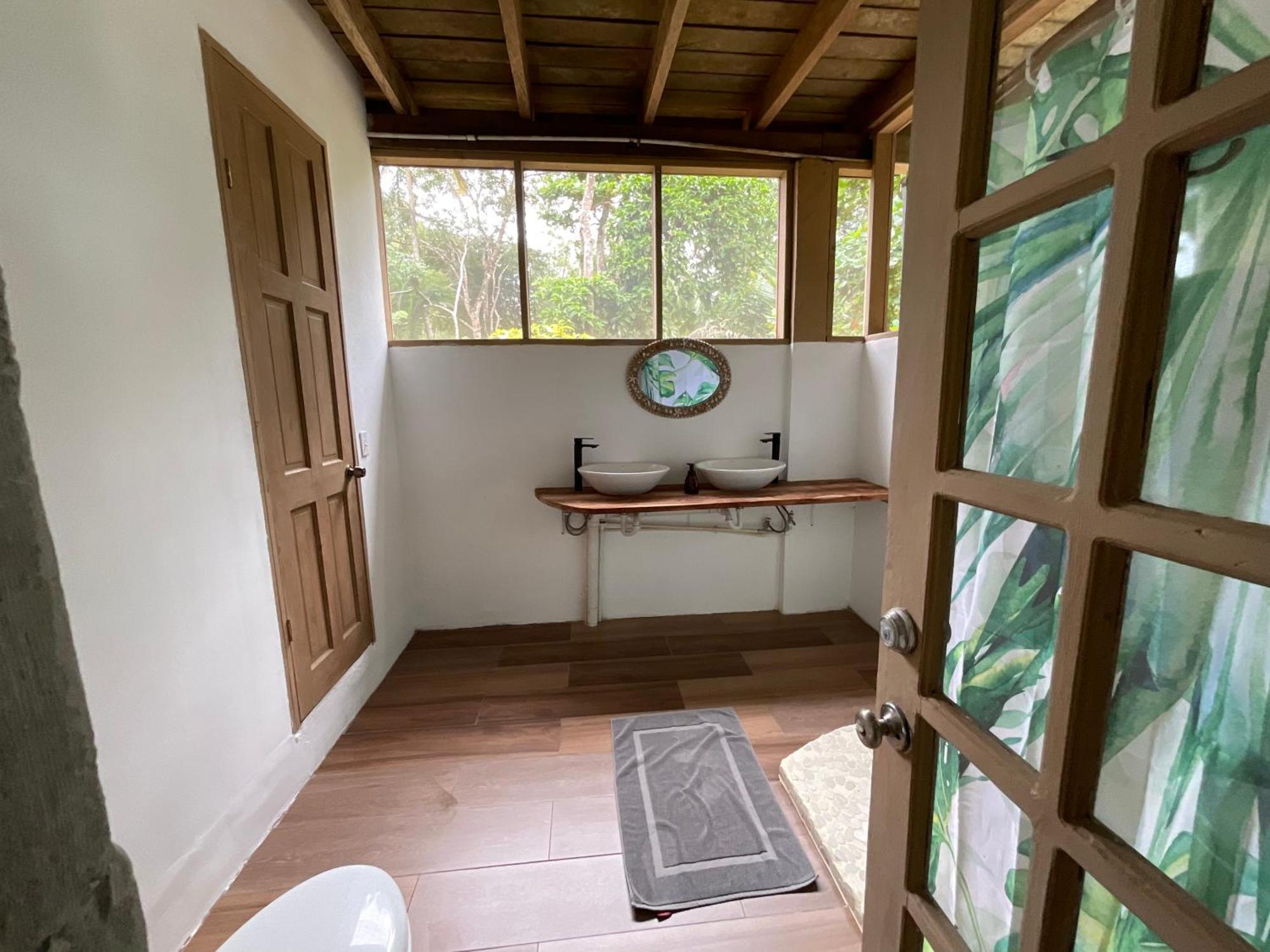 Tesoro Escondido Ecolodge Cabinas Bocas del Toro Exteriör bild